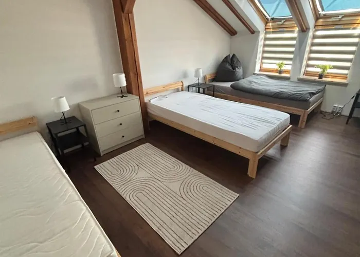 Mit Galerie شقة *